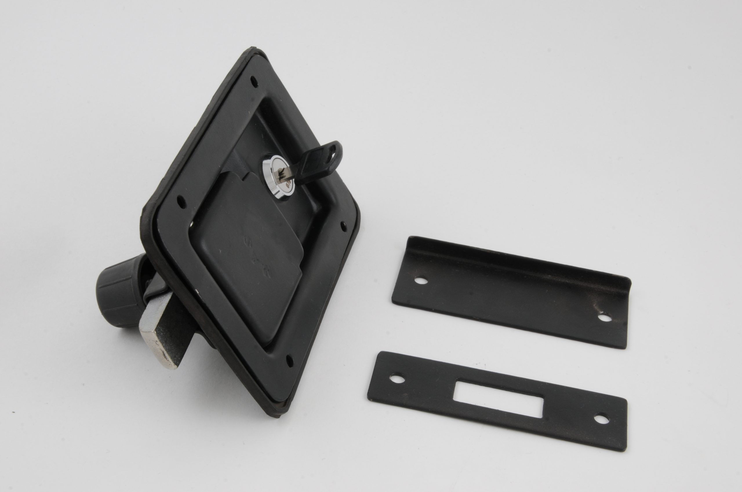 Hinge P.N 208