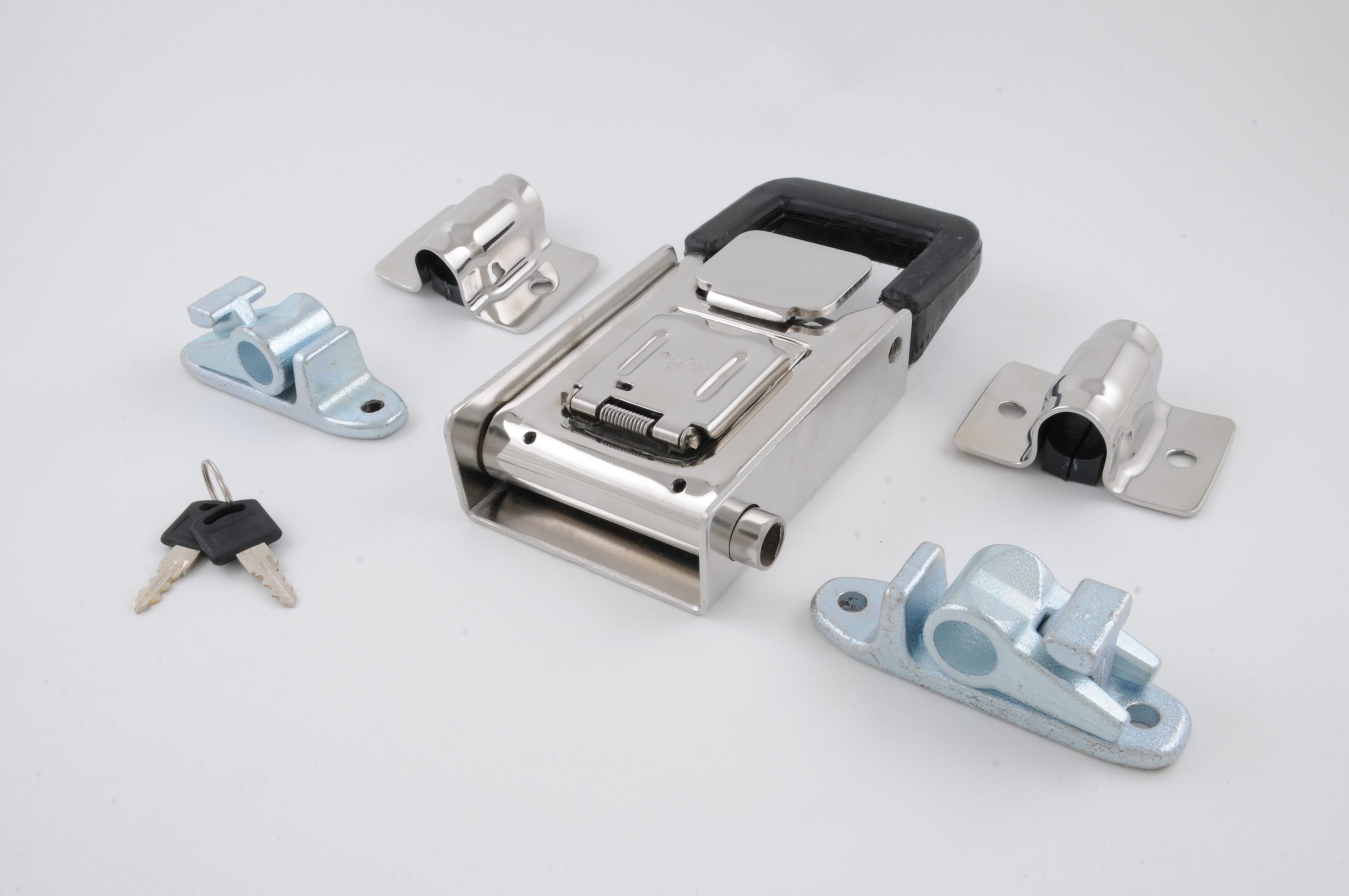 Hinge P.N 609-CS